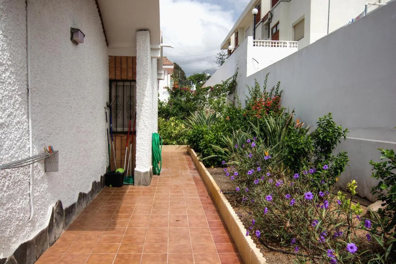 Apartmán Casa Annie, Con Jardin Y Cerca La Playa Los Cristianos