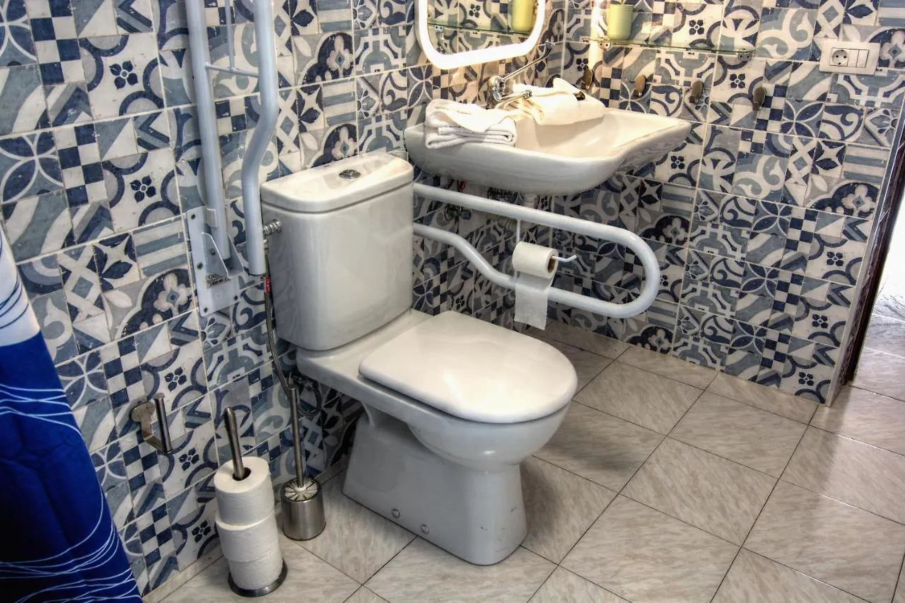 Apartmán Casa Annie, Con Jardin Y Cerca La Playa Los Cristianos   Los Cristianos (Tenerife)